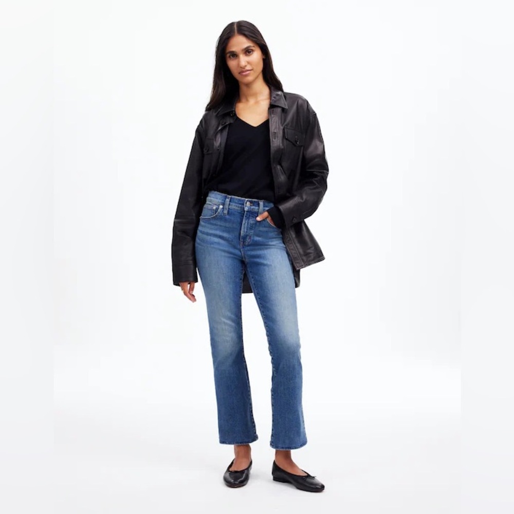 Madewell Mid-Rise Kick Out Oneida Wash
Size 31 Tall